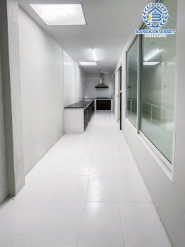 *****บ้านแฝดมือสอง ม.ทิพธนา เพชรเกษม 53 พร้อมรองรับทุกความสุข บนเนื้อที่ 40 ตร.ว. ฟังก์ชัน 4 ห้องนอน 3 ห้องน้ำ 2 ที่จอด บนทำเลใกล้ The Mall บางแค รถไฟฟ้าสายสีน้ำเงิน "สถานีบางแค" เชื่อมสู่ถนนกาญจนาภิเษก, ถนนเพชรเกษม, ถนนพุทธมณฑลสาย2